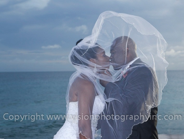 Alison and Fernando | Vision Photography Inc.